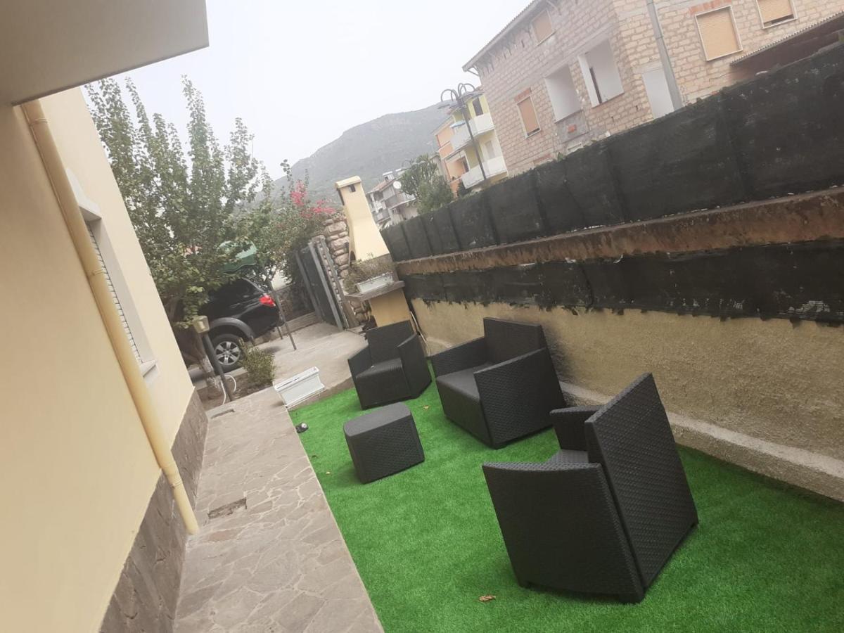 Le Camelie Appartamento Bosa Zewnętrze zdjęcie