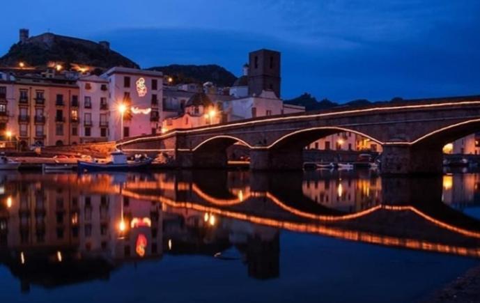 Le Camelie Appartamento Bosa Zewnętrze zdjęcie