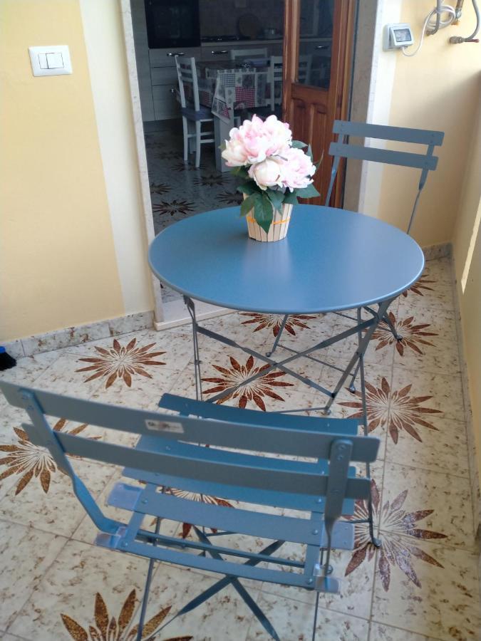 Le Camelie Appartamento Bosa Zewnętrze zdjęcie